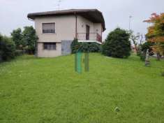 Foto Villa in Vendita a Castel Mella Castel Mella - Centro