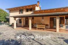 Foto Villa in vendita a Castel San Niccolo' - 6 locali 371mq
