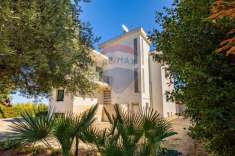 Foto Villa in vendita a Castellana Grotte