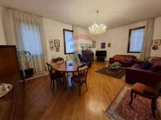 Foto Villa in vendita a Castellanza