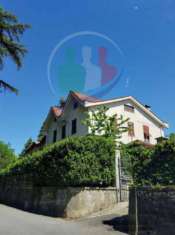 Foto Villa in vendita a Castelletto D'Orba - 10 locali 360mq