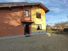 Foto Villa in vendita a Castelletto Sopra Ticino - 5 locali 295mq