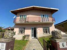 Foto Villa in vendita a Castello D'Agogna
