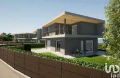 Foto Villa in vendita a Castelnuovo Del Garda