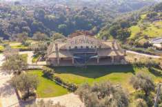 Foto Villa in vendita a Castelnuovo Di Porto
