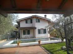 Foto Villa in vendita a Castelnuovo Magra 285 mq  Rif: 1250417