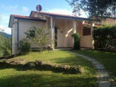 Foto Villa in vendita a Castelnuovo Magra 350 mq  Rif: 1072845