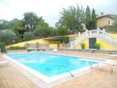 Foto Villa in vendita a Castelnuovo Magra
