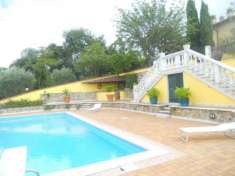 Foto Villa in vendita a Castelnuovo Magra