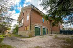 Foto Villa in vendita a Castelvetro Di Modena