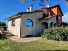 Foto Villa in vendita a Castiglione del Lago