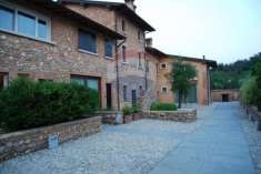 Foto Villa in vendita a Castiglione Delle Stiviere - 10 locali 300mq