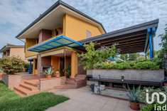 Foto Villa in vendita a Castiglione Delle Stiviere