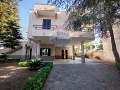 Foto Villa in vendita a Castrignano De' Greci