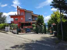 Foto Villa in vendita a Castrolibero