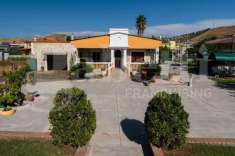 Foto Villa in vendita a Catanzaro