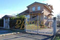 Foto Villa in vendita a Cavallirio