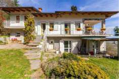 Foto Villa in vendita a Cavour - 4 locali 250mq