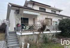 Foto Villa in vendita a Cavour