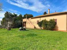 Foto Villa in vendita a Cecina