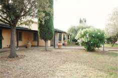 Foto Villa in vendita a Cecina