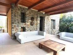 Foto Villa in vendita a Cefalu'