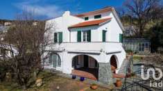Foto Villa in vendita a Celle Ligure