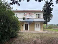 Foto Villa in vendita a Cepagatti