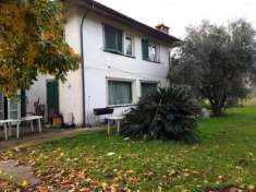 Foto Villa in vendita a Cervaiolo - Montignoso 180 mq  Rif: 1250831