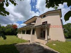 Foto Villa in vendita a Cervaro
