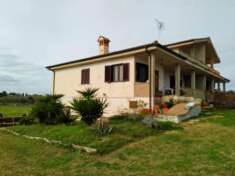 Foto Villa in vendita a Cerveteri - 7 locali 177mq