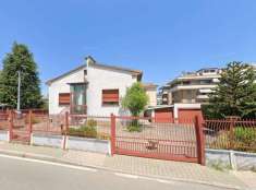 Foto Villa in Vendita a Cesano Maderno Via S. Marco,  61