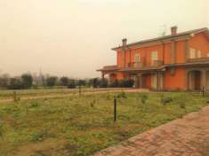 Foto Villa in vendita a Cesena