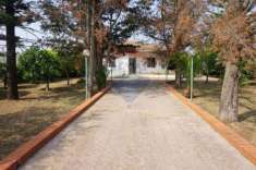 Foto Villa in vendita a Chiaramonte Gulfi - 11 locali 184mq