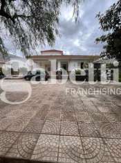 Foto Villa in vendita a Cinisi
