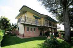 Foto Villa in vendita a Civitella Paganico - 9 locali 350mq