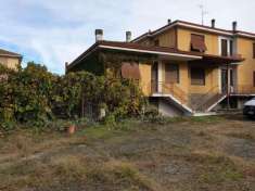 Foto Villa in vendita a Codogno - 15 locali 608mq