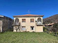 Foto Villa in vendita a Colle Brianza