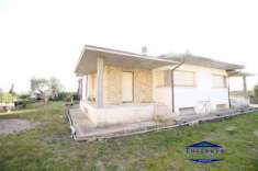 Foto Villa in vendita a Colle di Val d'Elsa 246 mq  Rif: 1089968