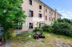 Foto Villa in vendita a Colle Umberto