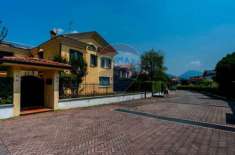Foto Villa in vendita a Collebeato - 11 locali 280mq