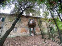 Foto Villa in vendita a Collesalvetti - 150 locali 2400mq