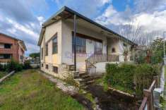 Foto Villa in vendita a Collesalvetti