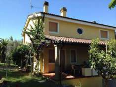 Foto Villa in vendita a Colonnella