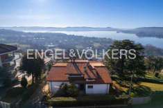 Foto Villa in vendita a Comerio