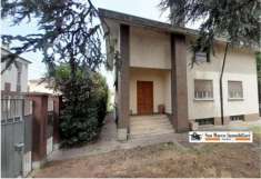 Foto Villa in vendita a Corana - 8 locali 250mq
