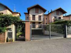 Foto Villa in vendita a Corbetta - 5 locali 210mq