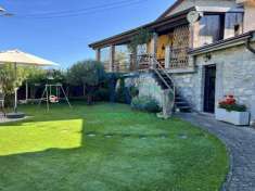 Foto Villa in vendita a Corte Brugnatella