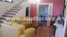 Foto Villa in vendita a Crotone