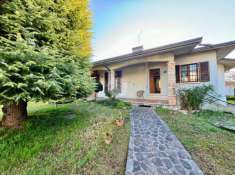 Foto Villa in vendita a Desenzano Del Garda